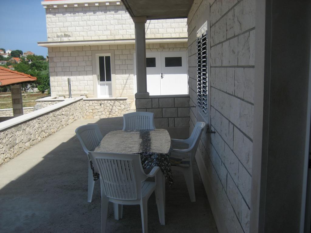 Apartments Katica Lumbarda Quarto foto