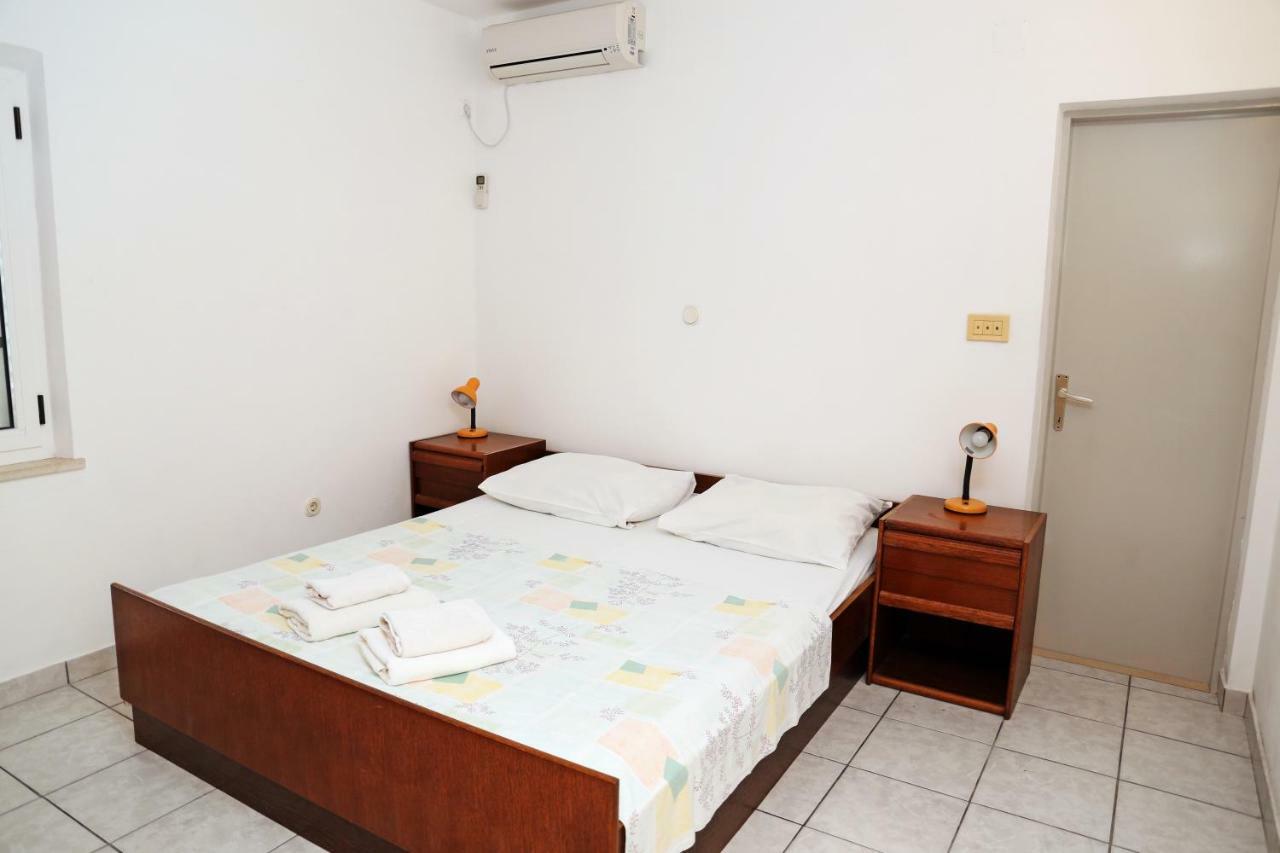Apartments Katica Lumbarda Exterior foto